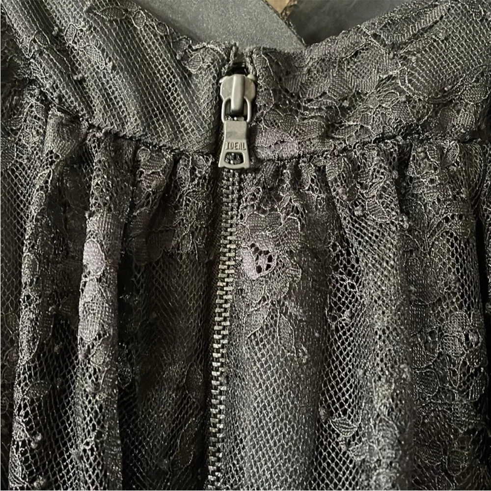 ALICE + OLIVIA Mini Black Lace Dress - Picture 7 of 15